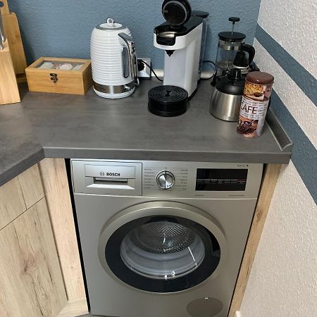 Exklusive Stadtwohnung Am Elbradweg: Best-Preis-Fewo Rathausblick 1 Fuer Max. 3 Pers. Inkl. Wlan, Prime Video & Self Check-In Wittenberge Eksteriør bilde