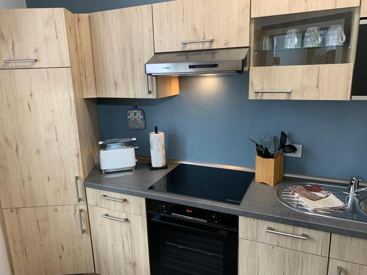 Exklusive Stadtwohnung Am Elbradweg: Best-Preis-Fewo Rathausblick 1 Fuer Max. 3 Pers. Inkl. Wlan, Prime Video & Self Check-In Wittenberge Eksteriør bilde