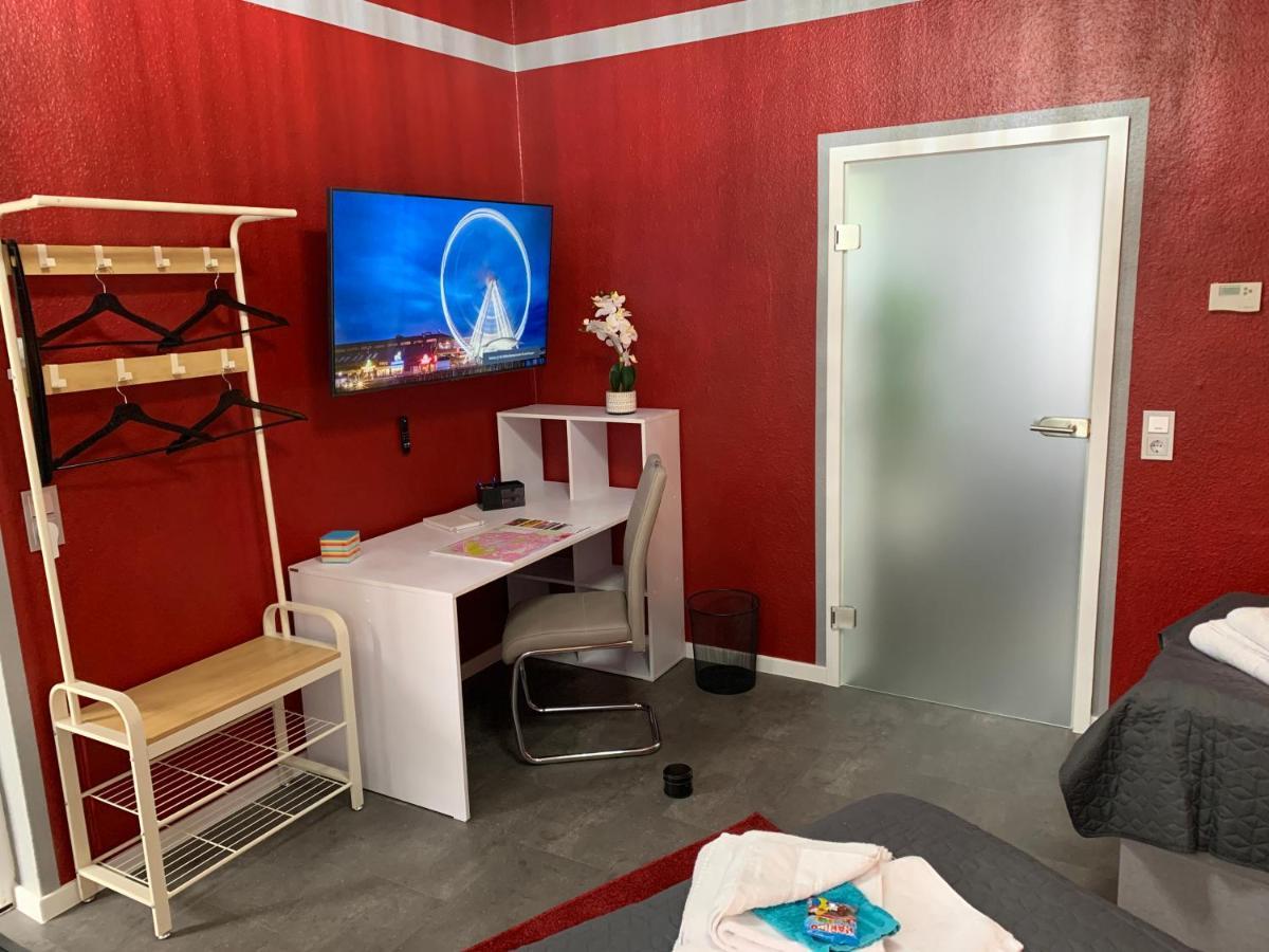 Exklusive Stadtwohnung Am Elbradweg: Best-Preis-Fewo Rathausblick 1 Fuer Max. 3 Pers. Inkl. Wlan, Prime Video & Self Check-In Wittenberge Eksteriør bilde